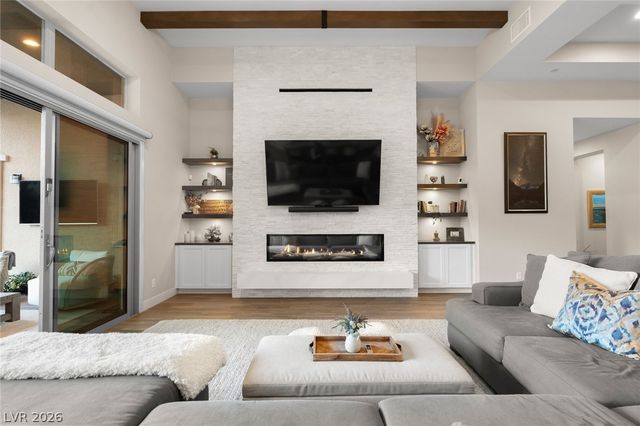 6262 Petroglyph Avenue, Las Vegas, NV 89135