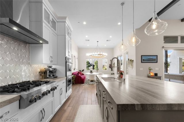 6262 Petroglyph Avenue, Las Vegas, NV 89135