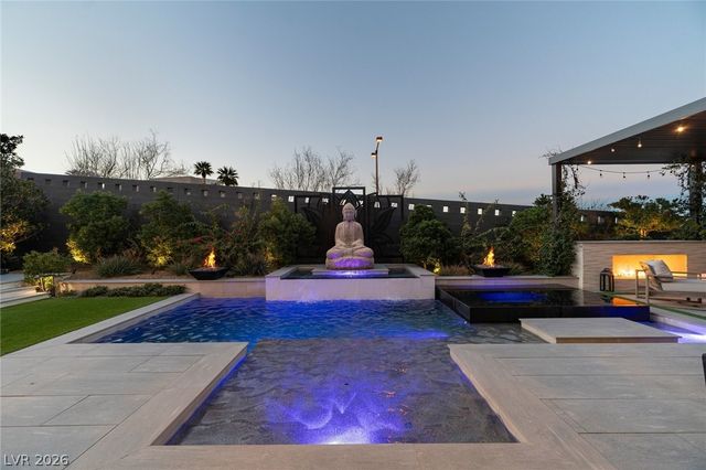 6262 Petroglyph Avenue, Las Vegas, NV 89135