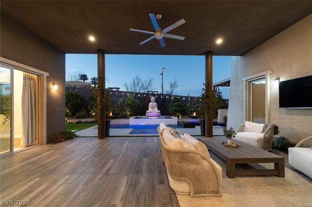 6262 Petroglyph Avenue, Las Vegas, NV 89135