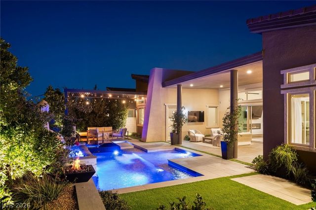 6262 Petroglyph Avenue, Las Vegas, NV 89135