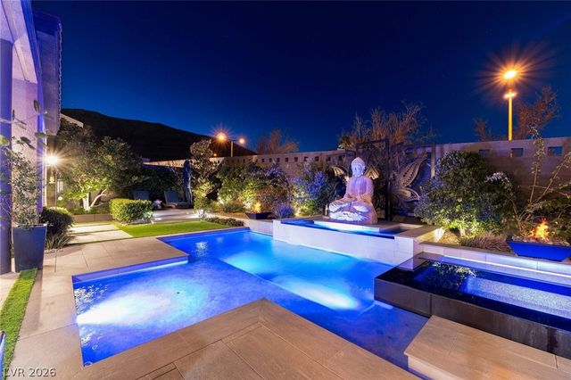 6262 Petroglyph Avenue, Las Vegas, NV 89135