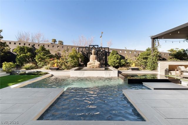 6262 Petroglyph Avenue, Las Vegas, NV 89135