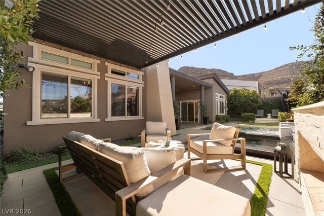 6262 Petroglyph Avenue, Las Vegas, NV 89135