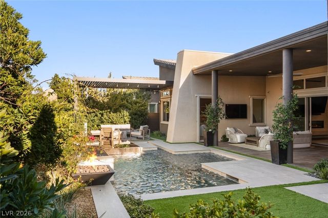 6262 Petroglyph Avenue, Las Vegas, NV 89135