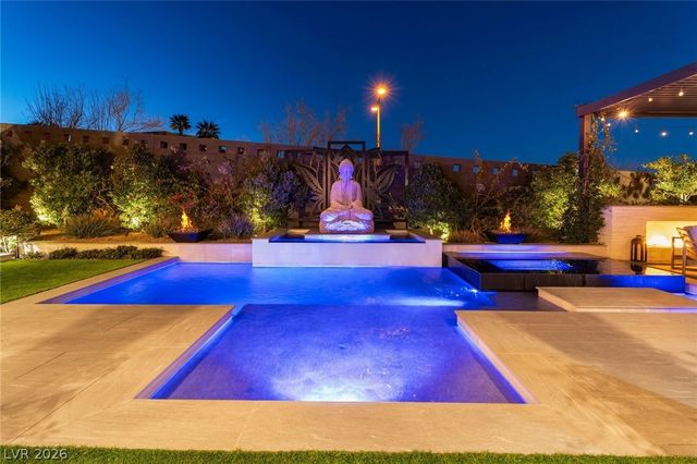 6262 Petroglyph Avenue, Las Vegas, NV 89135