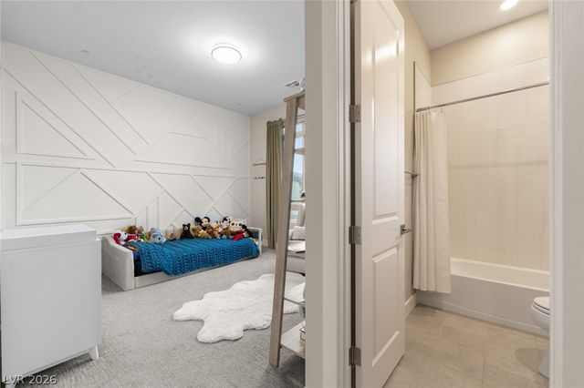 6262 Petroglyph Avenue, Las Vegas, NV 89135