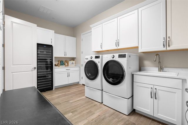 6262 Petroglyph Avenue, Las Vegas, NV 89135