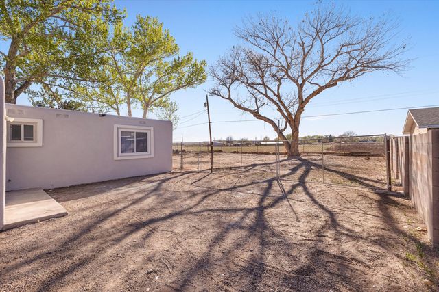 3513 Camino Alameda SW, Albuquerque, NM 87105