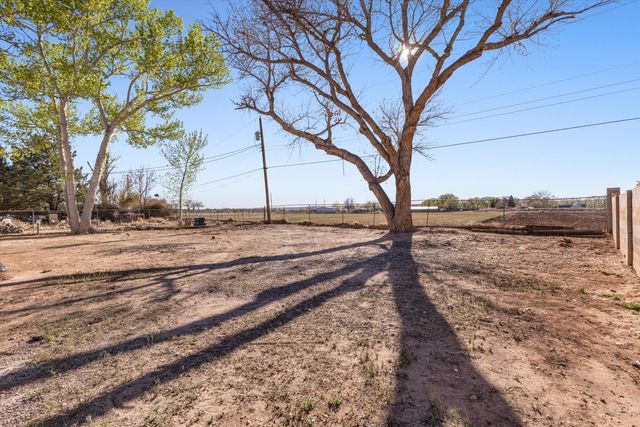 3513 Camino Alameda SW, Albuquerque, NM 87105