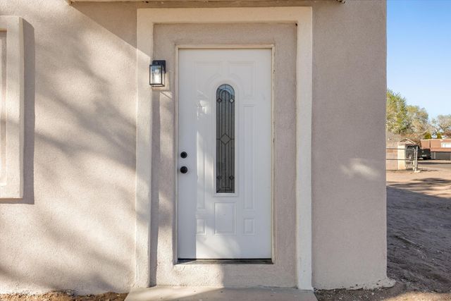 3513 Camino Alameda SW, Albuquerque, NM 87105