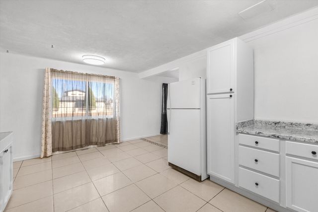 3513 Camino Alameda SW, Albuquerque, NM 87105