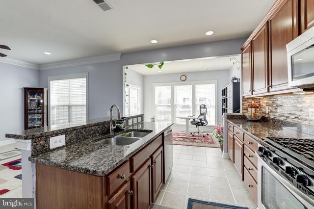 43583 WHITE CAP TER, Chantilly, VA 20152