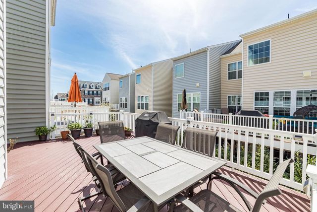 43583 WHITE CAP TER, Chantilly, VA 20152