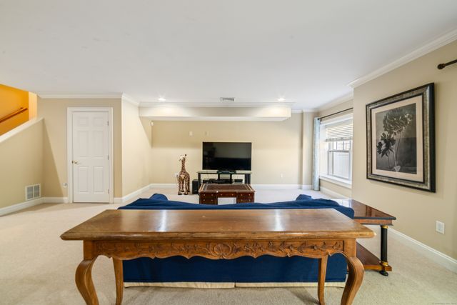 1 Winding Trail 1, Middlebury, CT 06762