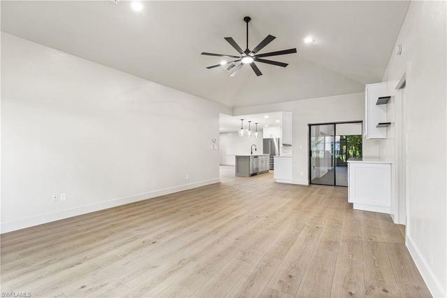 1911 Princess CT, Naples, FL 34110