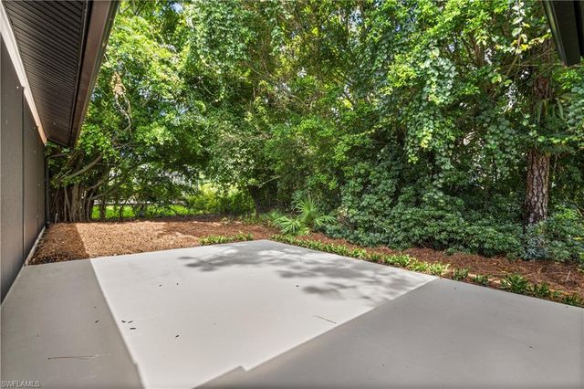 1911 Princess CT, Naples, FL 34110