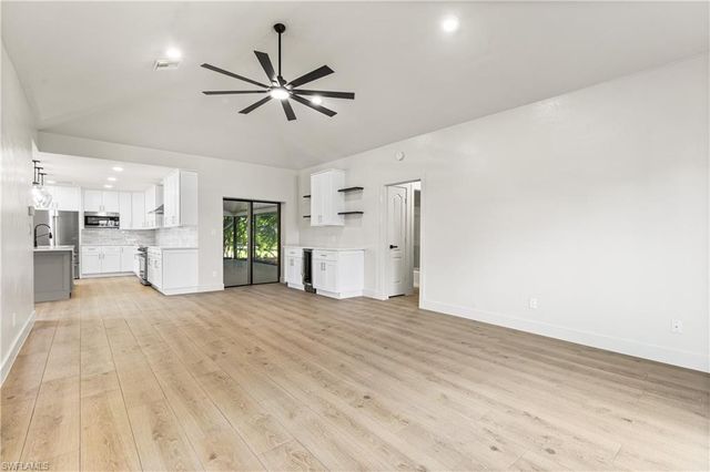 1911 Princess CT, Naples, FL 34110