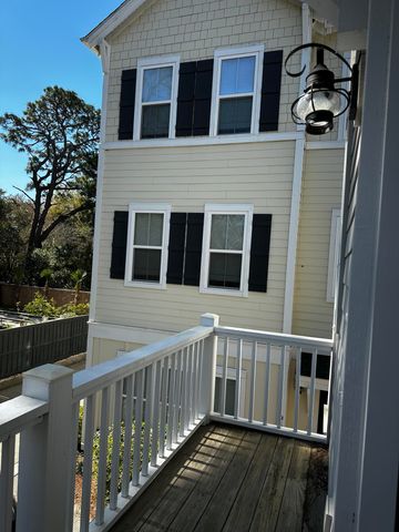 969 Warrick Oaks Lane, Mount Pleasant, SC 29464