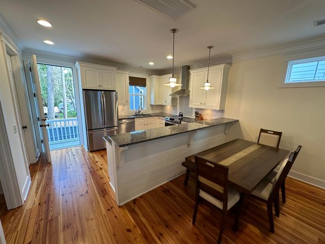 969 Warrick Oaks Lane, Mount Pleasant, SC 29464