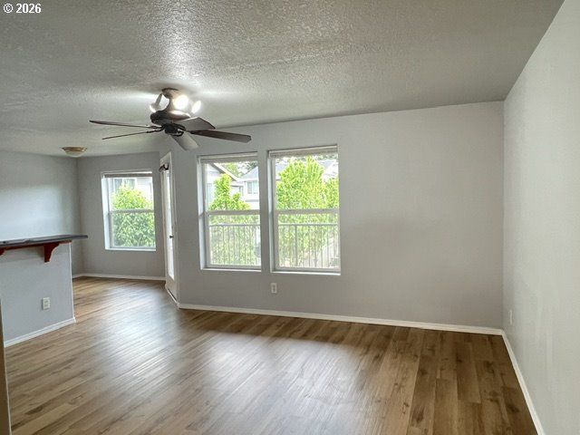 659 Ne 162ND Ave, Portland, OR 97230