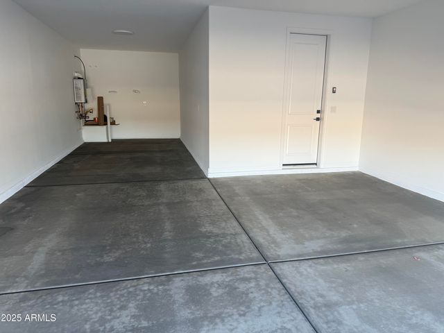 19015 W MARYLAND Avenue, Waddell, AZ 85355