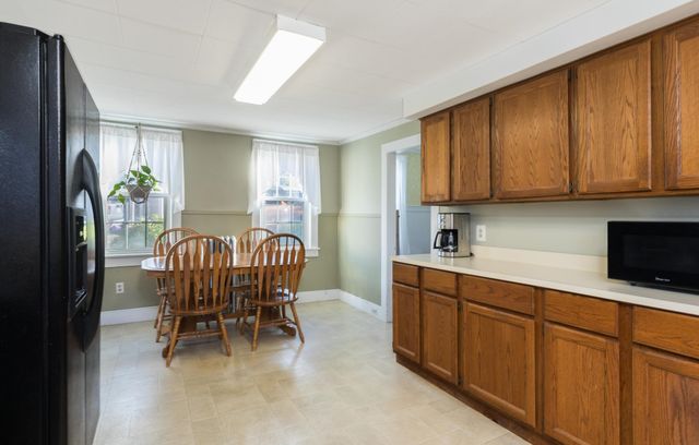 9 Academy Street, Dover, NH 03820