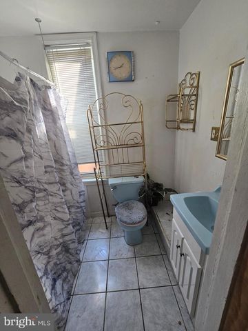 2739 N DARIEN ST, Philadelphia, PA 19133