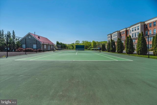 1723 WHEYFIELD DR, Frederick, MD 21701