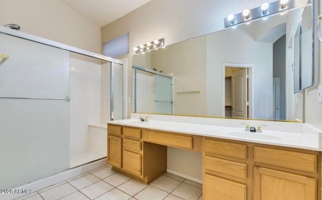 5458 W Milky Way, Chandler, AZ 85226