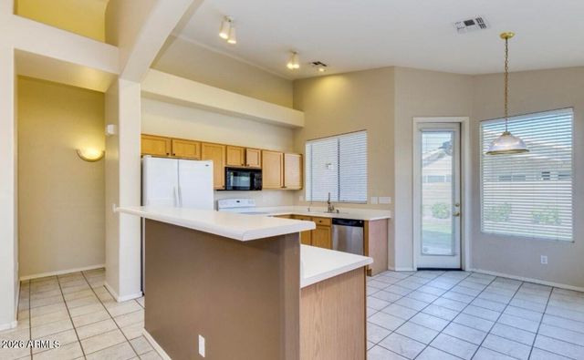 5458 W Milky Way, Chandler, AZ 85226