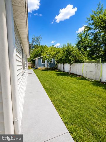 5028 12TH ST S, Arlington, VA 22204