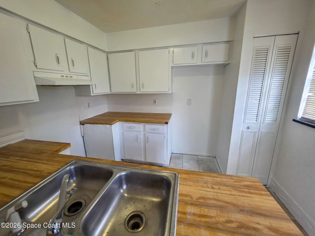 643 Binney Street NE, Palm Bay, FL 32907