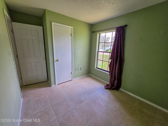 643 Binney Street NE, Palm Bay, FL 32907