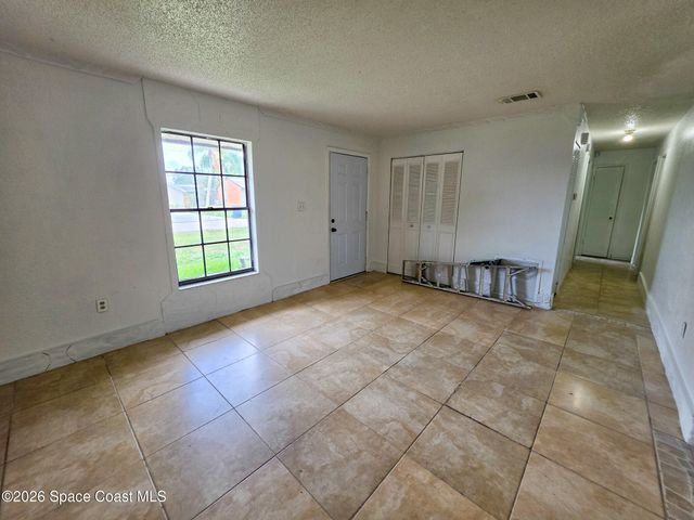 643 Binney Street NE, Palm Bay, FL 32907