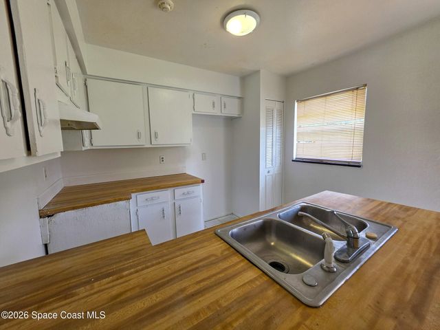 643 Binney Street NE, Palm Bay, FL 32907