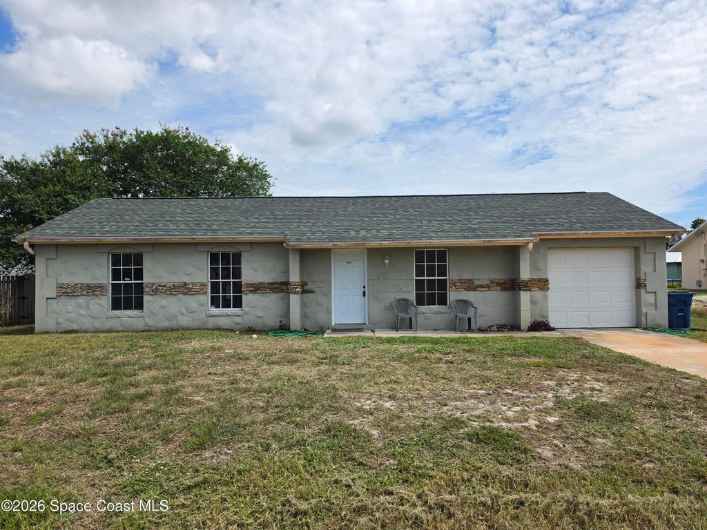 643 Binney Street NE, Palm Bay, FL 32907