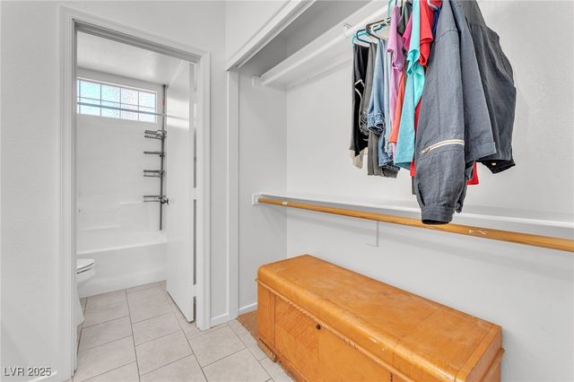 6637 Lund Drive, Las Vegas, NV 89108