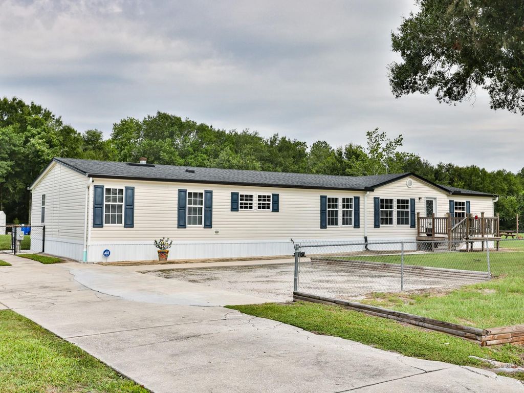 1120 SADDLEWOOD BOULEVARD, Lakeland, FL 33809