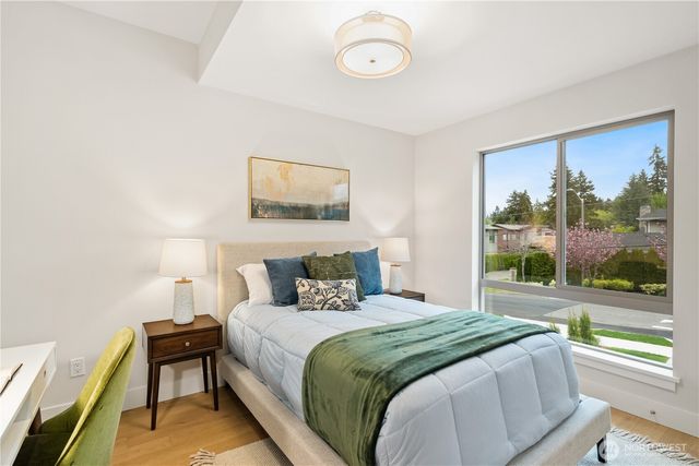 8707 126th Avenue NE, Kirkland, WA 98033