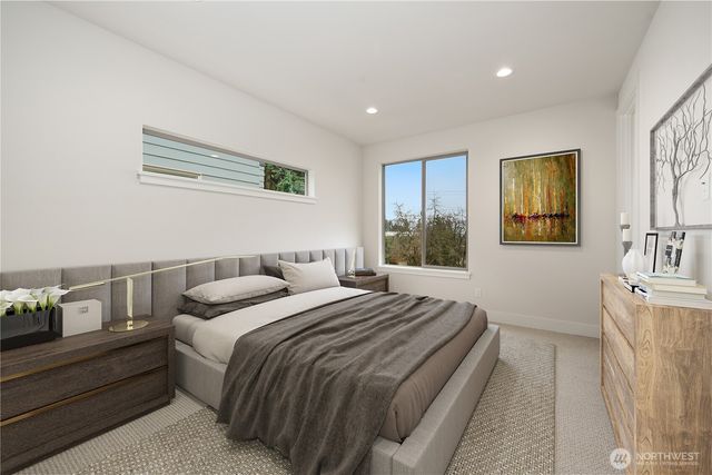 8707 126th Avenue NE, Kirkland, WA 98033