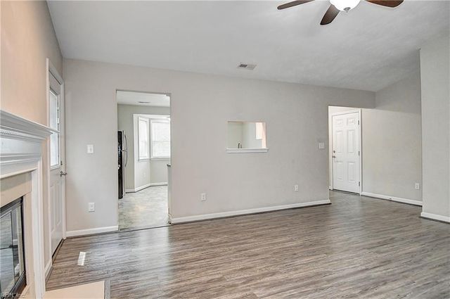 1106 Eaglewood DR, Virginia Beach, VA 23454