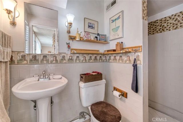 2661 W Chanticleer Road, Anaheim, CA 92804