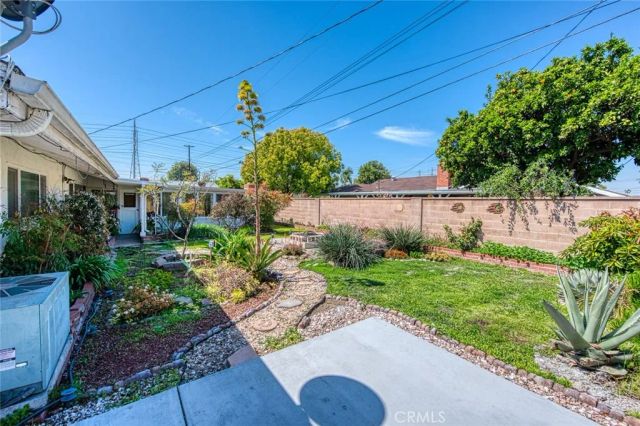 2661 W Chanticleer Road, Anaheim, CA 92804