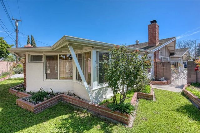 2661 W Chanticleer Road, Anaheim, CA 92804