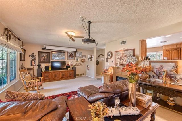 2661 W Chanticleer Road, Anaheim, CA 92804