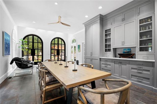 135 Lameloise Lane, Atlanta, GA 30327