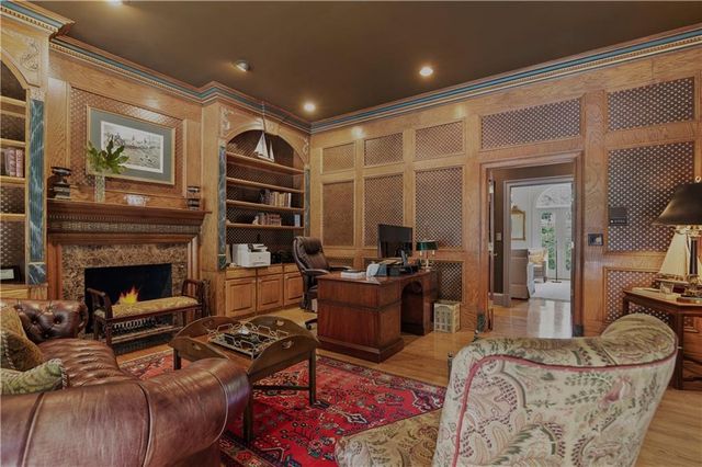 135 Lameloise Lane, Atlanta, GA 30327