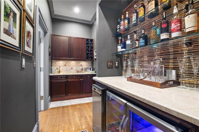 135 Lameloise Lane, Atlanta, GA 30327