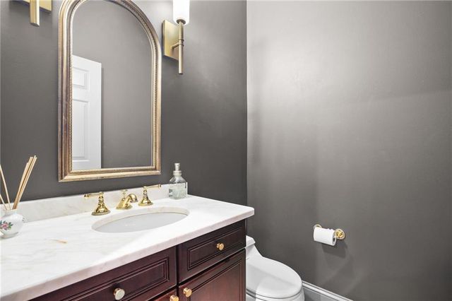 135 Lameloise Lane, Atlanta, GA 30327